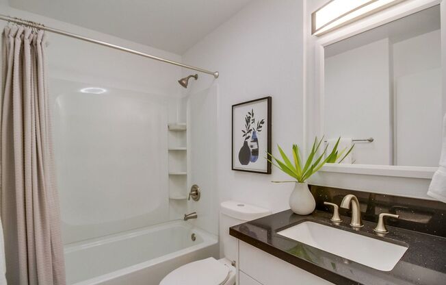 1 bed, 1 bath, 780 sqft, $2,495, Unit 4751-32