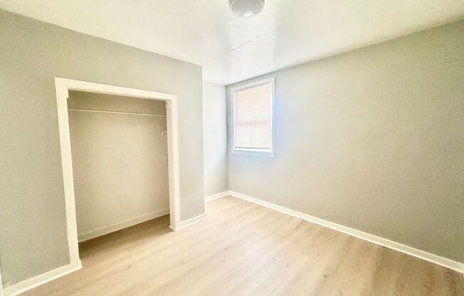 2 beds, 1 bath, 602 sqft, $890, Unit Unit 18