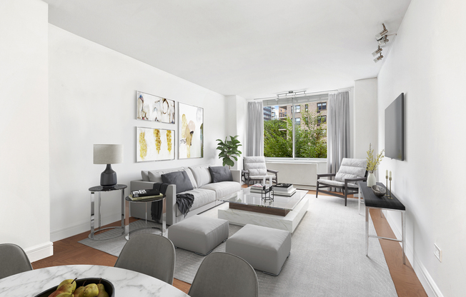 1 bed, 1 bath, $4,895, Unit 308