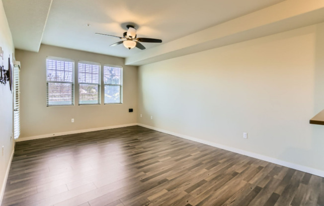 Beautifully Updated Bethany Condo with Private Patio Backing to Greenspace & Prime Location!