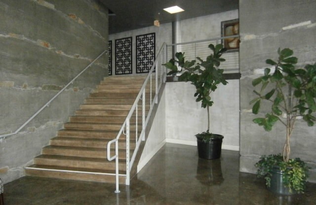 2 Bed/2 Bath Condo in Downtown San Diego