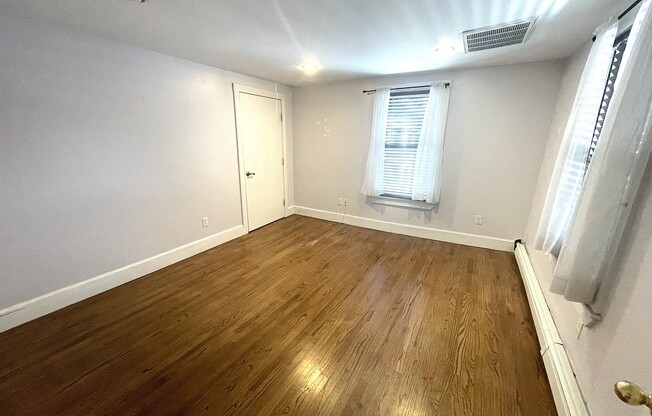 2 beds, 2 baths, 956 sqft, $3,600, Unit 2