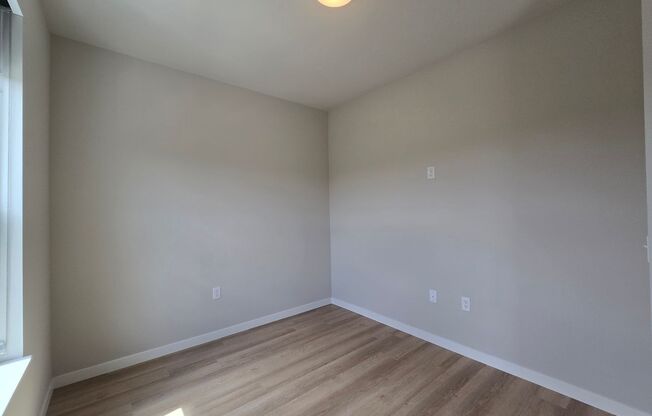 1 bed, 1 bath, 925 sqft, $2,060, Unit 8421-239