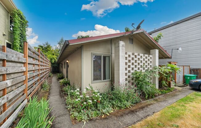 SFH 119 - Francis Duplex