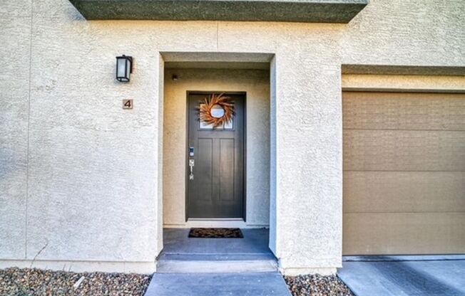 BEAUTIFUL 3 BEDROOM 3 BATH TRI-LEVEL HOME WITH 2 CAR GARAGE WITH WATER, SEWER, TRASH, & INTERNET INCLUDED IN YOUR RENT!