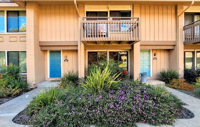 4628 Adobe River Ct - Great 3bd Townhouse