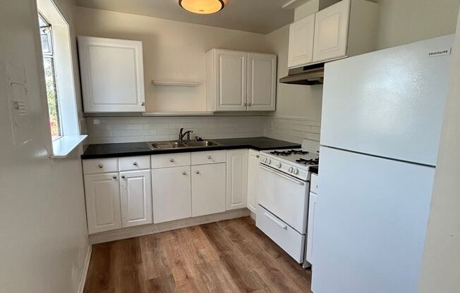 10567 National Blvd. Apts.