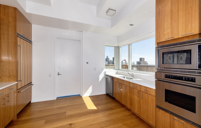 3 beds, 3.5 baths, $18,500, Unit PHA