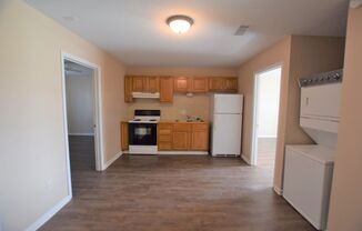 3 beds, 2 baths, 1,200 sqft, $875, Unit A