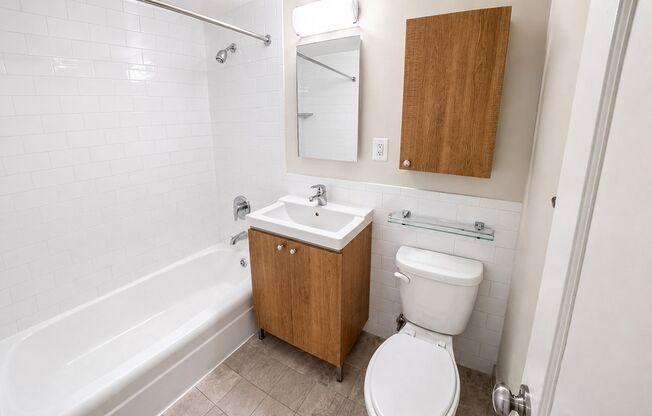 Studio, 1 bath, 440 sqft, $2,450, Unit 0618