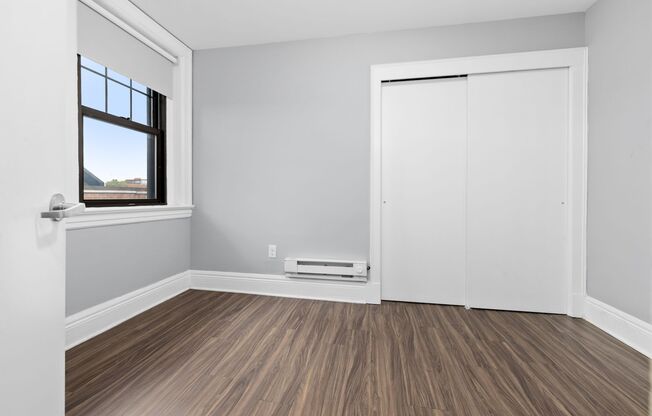 2 beds, 1 bath, 613 sqft, $1,250, Unit GH-07