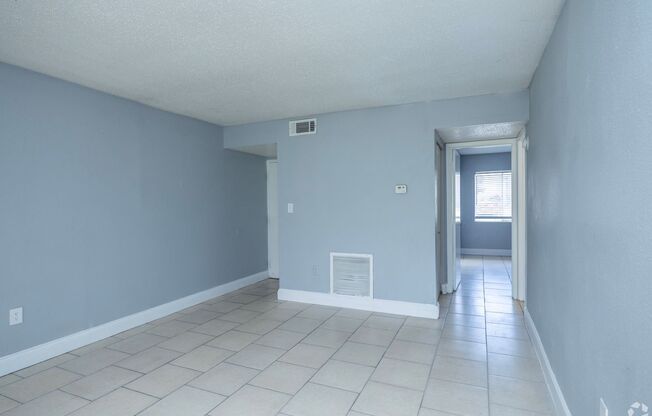 1 bed, 1 bath, 624 sqft, $1,025, Unit M5703A (1X1S)