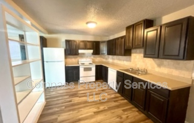 3 beds, 1 bath, 1,612 sqft, $1,550