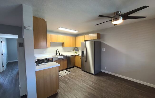 2 beds, 1 bath, 950 sqft, $2,795, Unit 1722-8