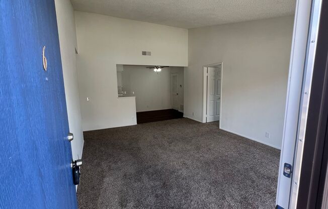 La Habra Manor