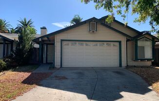 HALLOWEEN SPECIAL- 2 WEEKS FREE RENT!!Beautiful home in Turlock