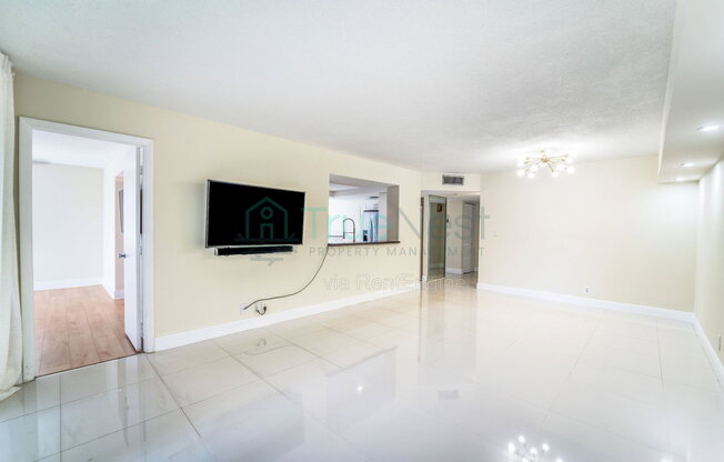 3 beds, 2 baths, 1,170 sqft, $2,500, Unit 106