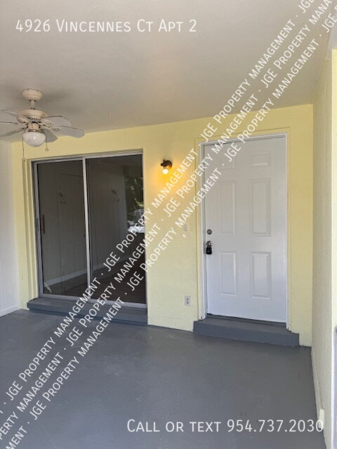 4926 VINCENNES CT