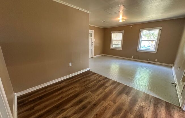 3016 LIVE OAK AVE