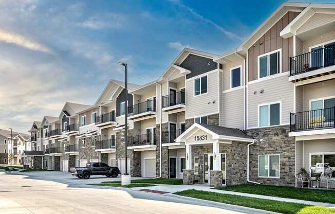 Exterior at Hanover Flats in Bennington, NE