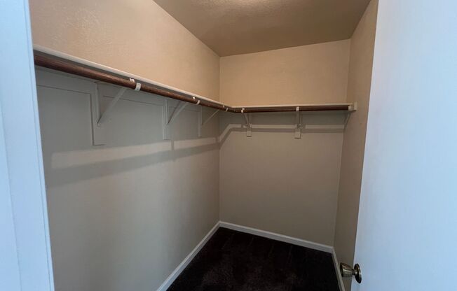 2 beds, 2 baths, $1,895