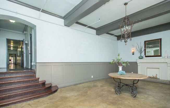 St. Andrews Apts...Charming Apartments...1920's Classic Brick..Newly Remodeled Building! CALL NOW!