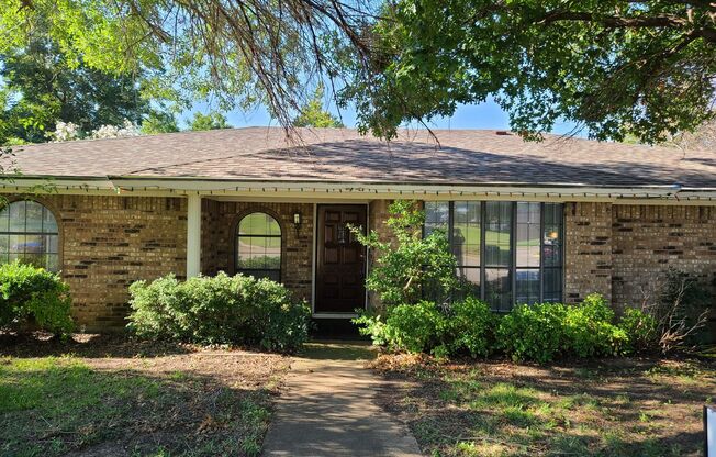 Move in ready in Arlington!