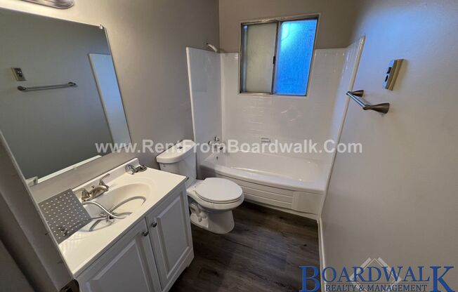 2 beds, 1 bath, 1,470 sqft, $1,495