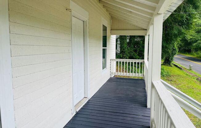 Completely renovated 2 bedroom, 1 bathroom home in Lagrange! Must see!
