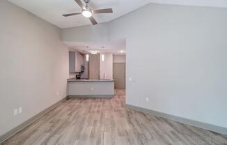 1 bed, 1 bath, 713 sqft, $1,484