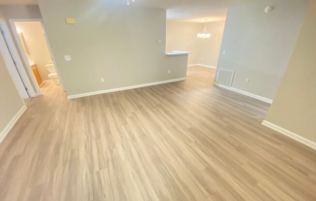 2 beds, 2 baths, 1,055 sqft, $1,200, Unit 5102