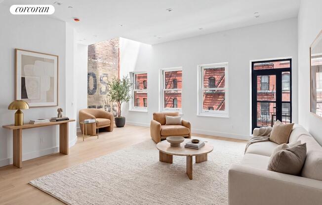 460 GREENWICH ST