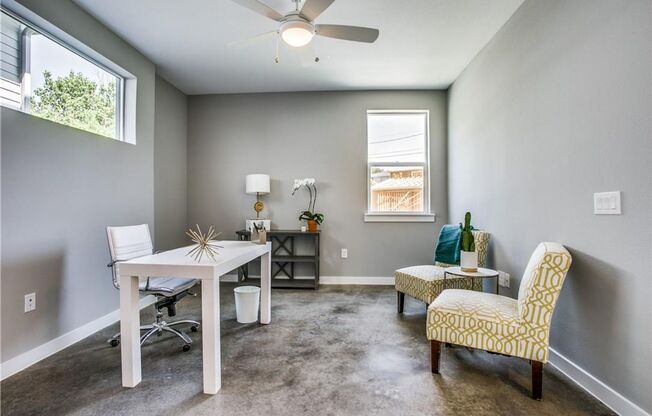 4 Bedroom, 3 Bath Home in Glencoe Terrace!