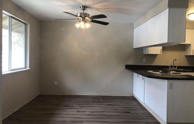 2 beds, 2 baths, 986 sqft, $1,775, Unit 5702