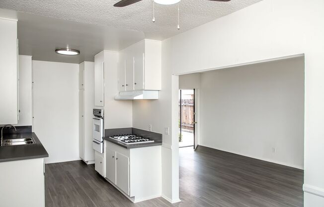 2 beds, 2 baths, $2,495, Unit 1