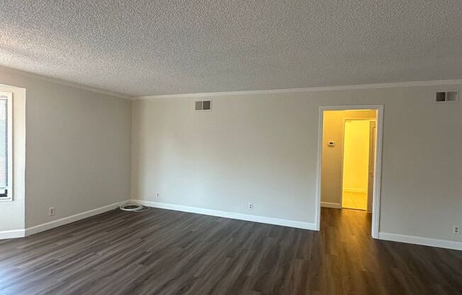 Condo, ready for move-in!