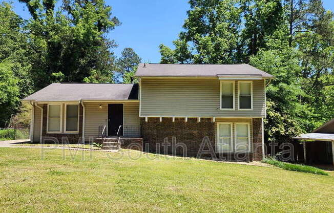 7656 CLOVERDALE LN