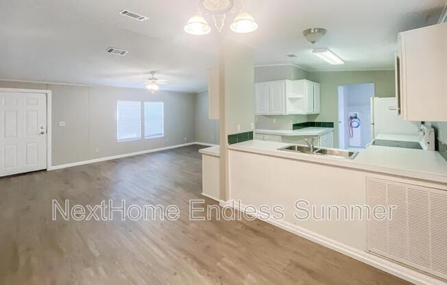 608 Bee Bee Dr