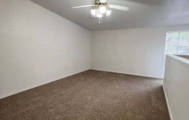 1 bed, 1.5 baths, 776 sqft, $975, Unit 24-1106
