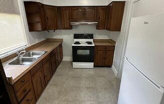 Fully renovated Single Family 2/1  available for immediate rent!