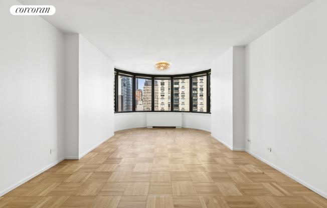 1 bed, 1 bath, 775 sqft, $5,000, Unit 24F