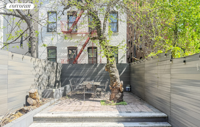 557 W 159 ST