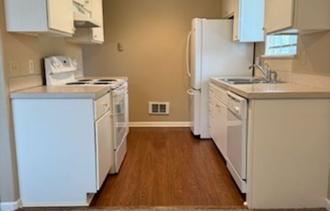 2 beds, 2 baths, $1,195