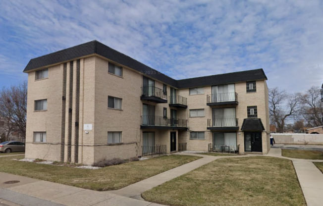 4650-4658 W 79th LLC