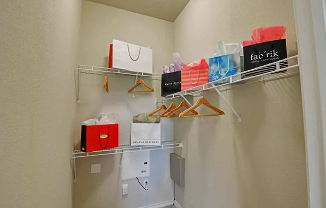 12601 GALLERIA CIR