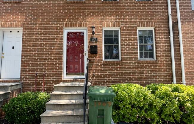 Charming 3Bed/1Bath Family Townhome in Oldtown Baltimore