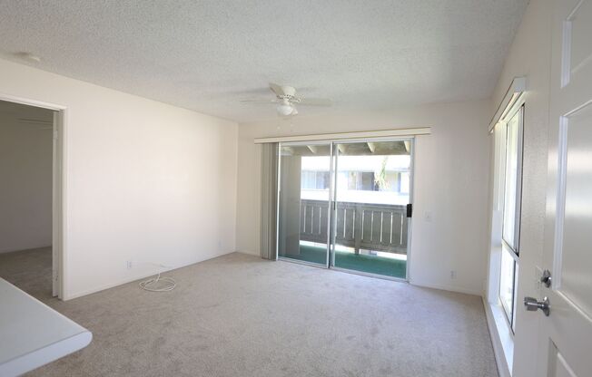 Sun Rise in Ewa. One bedroom, one bathroom corner unit on the 2nd floor