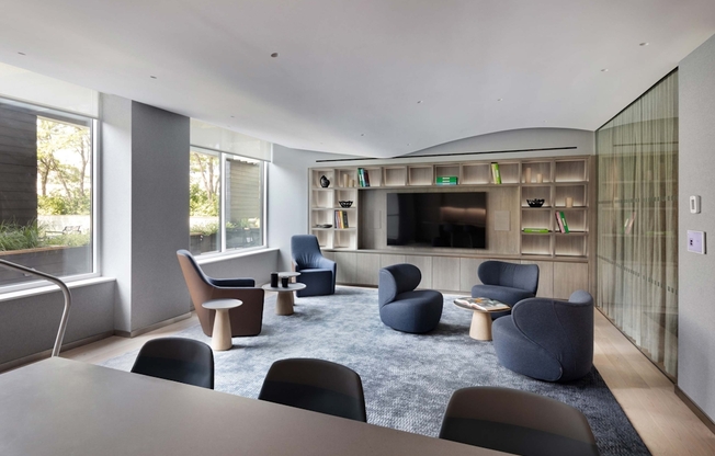 2 beds, 2 baths, $14,320, Unit PH2H