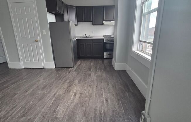 1 bed, 1 bath, 575 sqft, $1,750, Unit 603