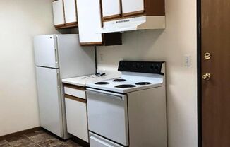2 beds, 1 bath, 900 sqft, $850, Unit 303